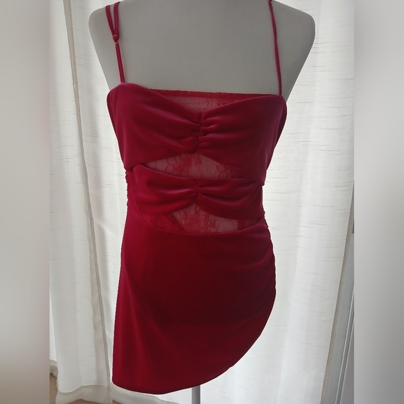 Lovers + Friends Dylan velvet hot pink lined barbie lace mini dress women’s Sz M - Picture 3 of 9